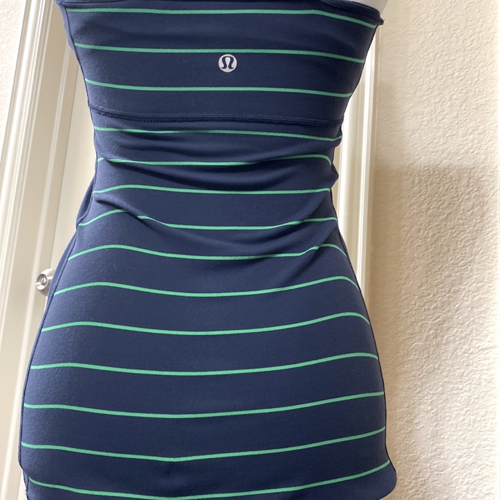 LULULEMON Women’s Active Top Striped Navy Green